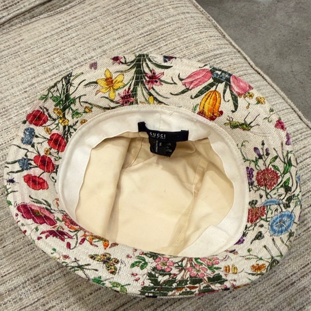 Gucci White Floral Print Bucket Hat with Beige Leather Trim - Picture 11 of 14
